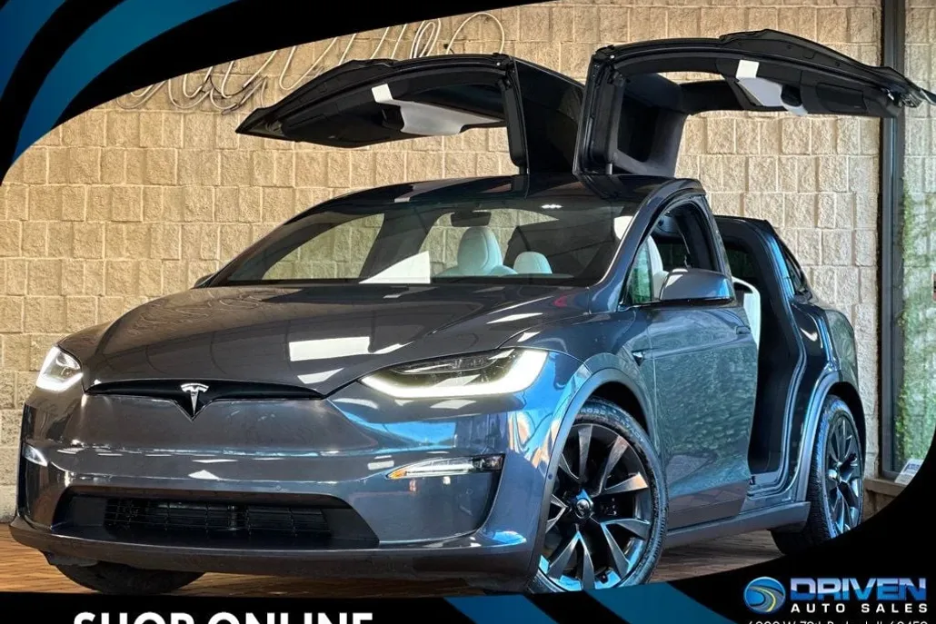 2022 Tesla Model X photo 1