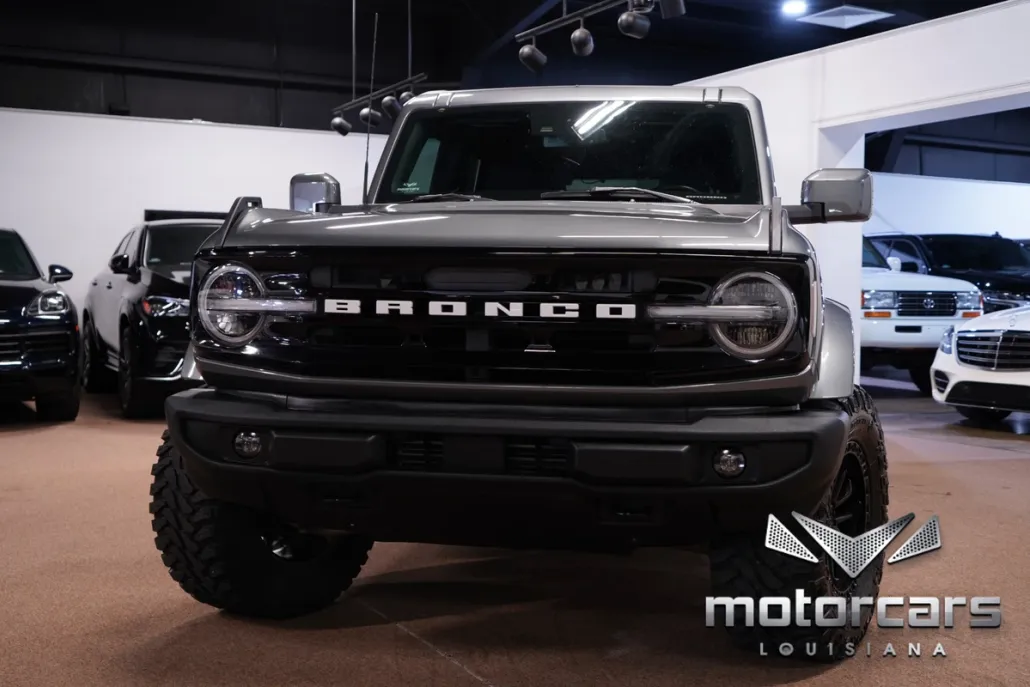 2022 Ford Bronco Outer Banks photo 1