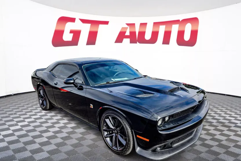 2019 Dodge Challenger R/T Scat Pack photo 1
