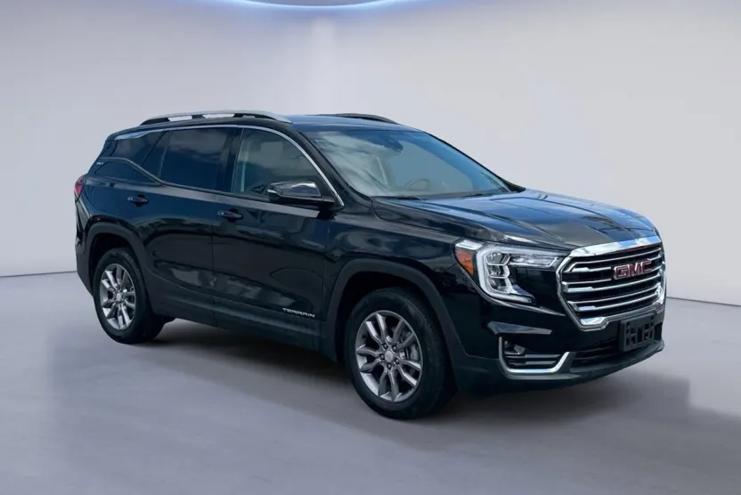 2024 Gmc Terrain SLT photo 1