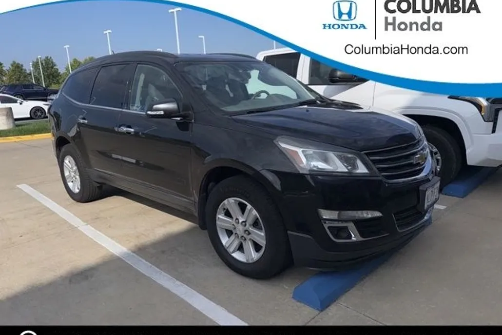 2014 Chevrolet Traverse 1LT photo 1