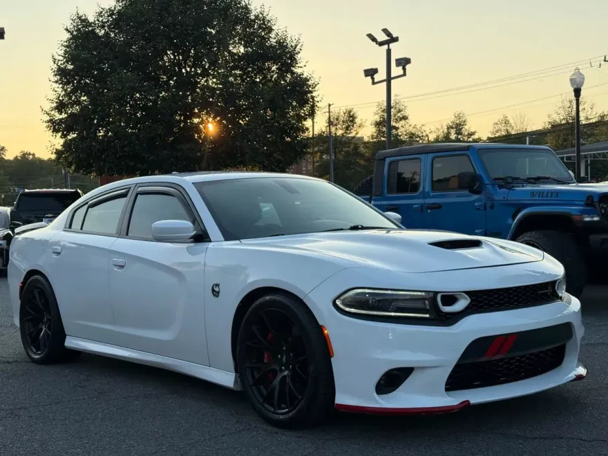 2019 Dodge Charger Scat Pack photo 1