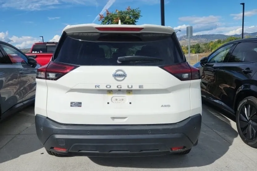 2021 Nissan Rogue S photo 1