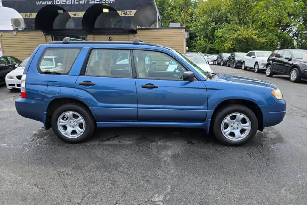 2007 Subaru Forester X photo 1