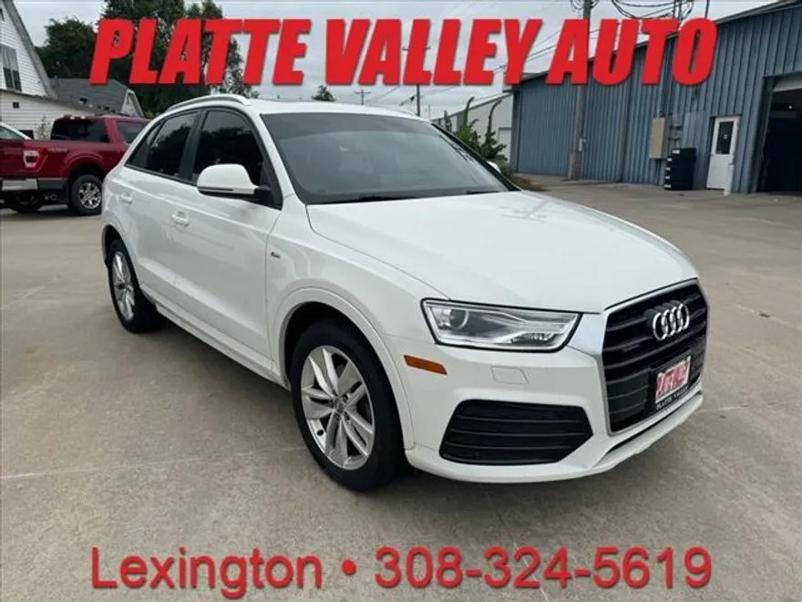 2018 Audi Q3 Premium photo 1
