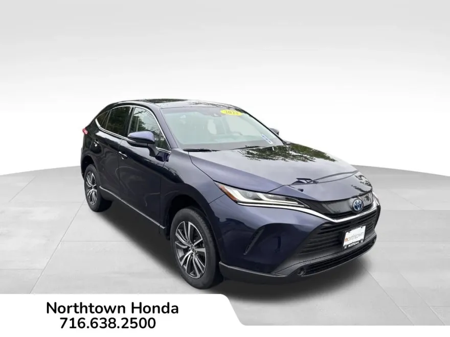 2023 Toyota Venza LE photo 1
