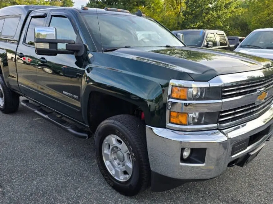 2015 Chevrolet Silverado 2500HD LT photo 1