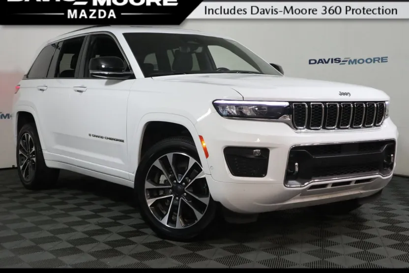 2022 Jeep Grand Cherokee Overland photo 1