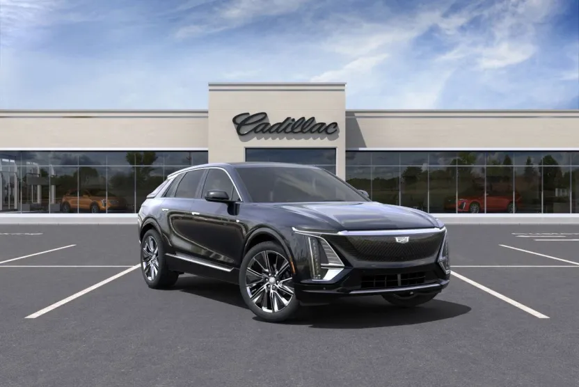 2025 Cadillac Lyriq Luxury photo 1