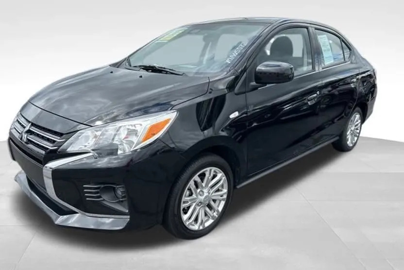 2024 Mitsubishi Mirage G4 LE photo 1