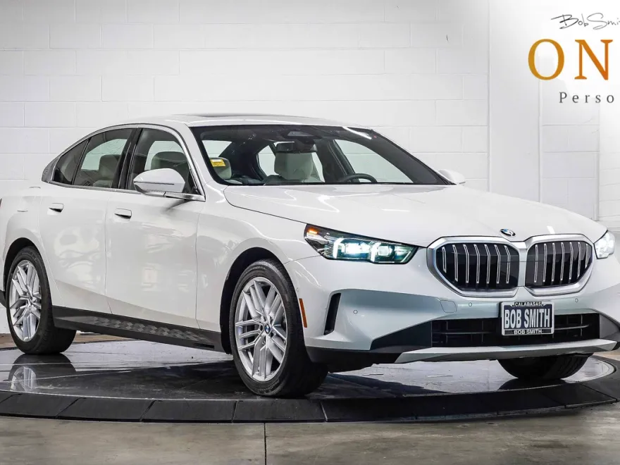 2025 Bmw 530i photo 1