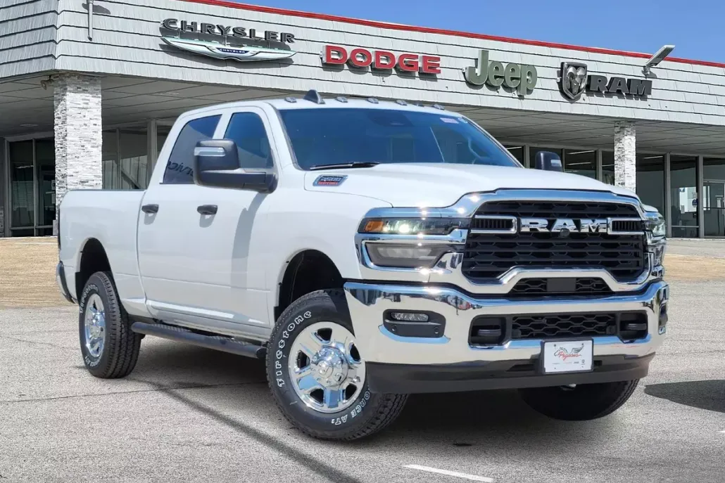 2025 Ram 3500 Tradesman photo 1