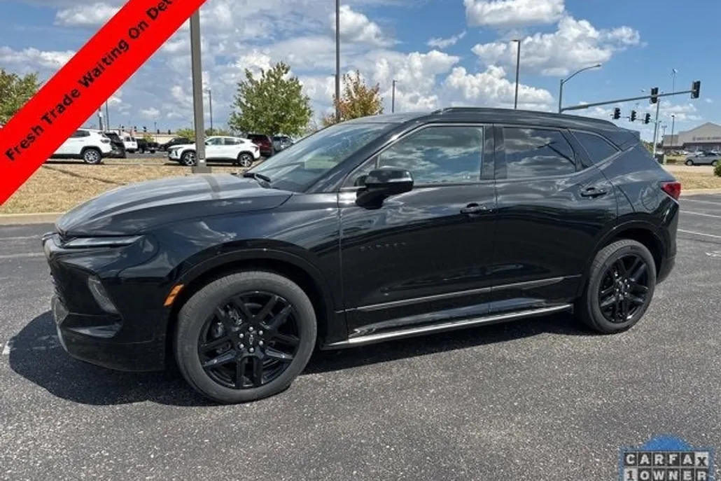 2023 Chevrolet Blazer RS photo 1