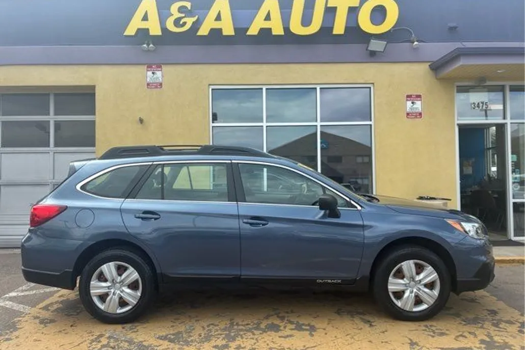 2015 Subaru Outback 2.5i photo 1