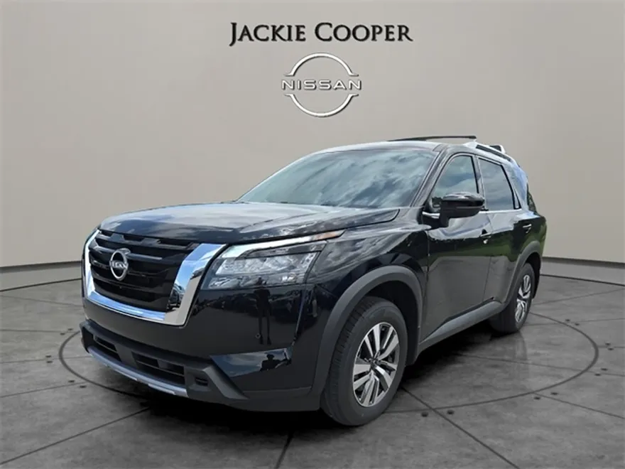 2025 Nissan Pathfinder SL photo 1