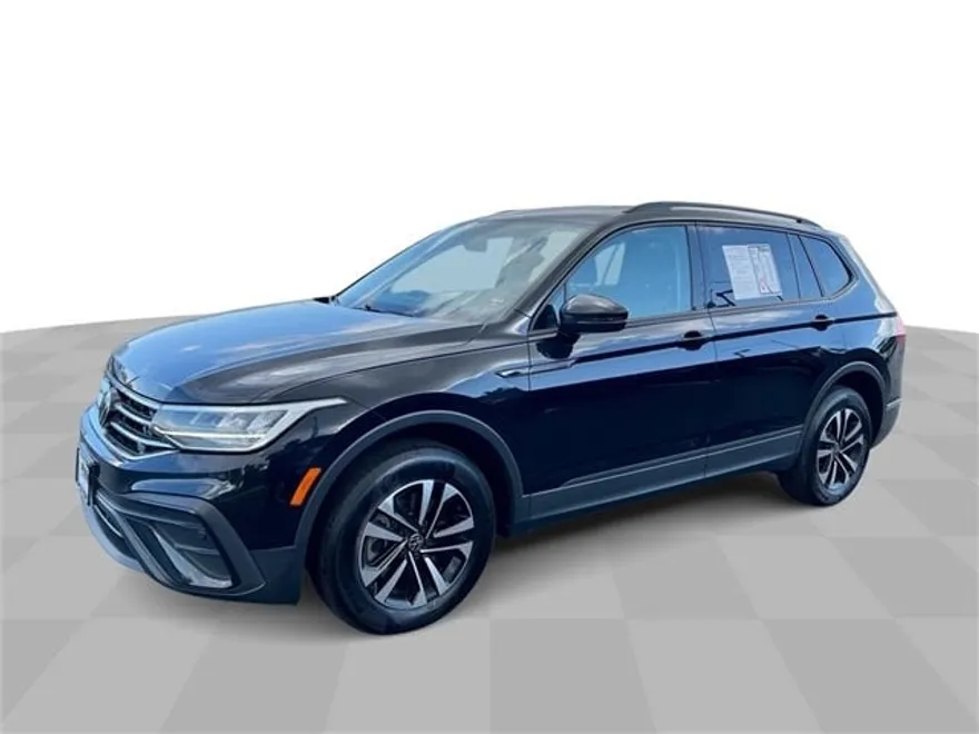 2022 Volkswagen Tiguan S photo 1