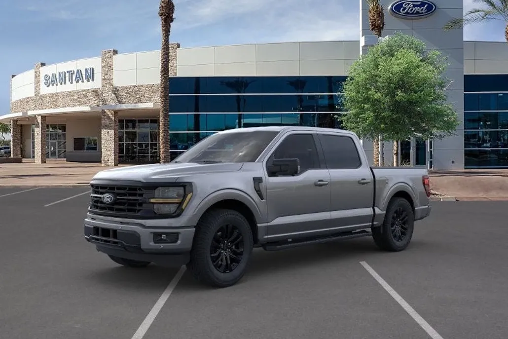 2025 Ford F-150 XLT photo 1