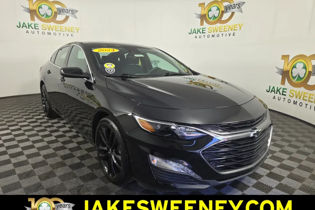 2024 Chevrolet Malibu 1LT photo 1