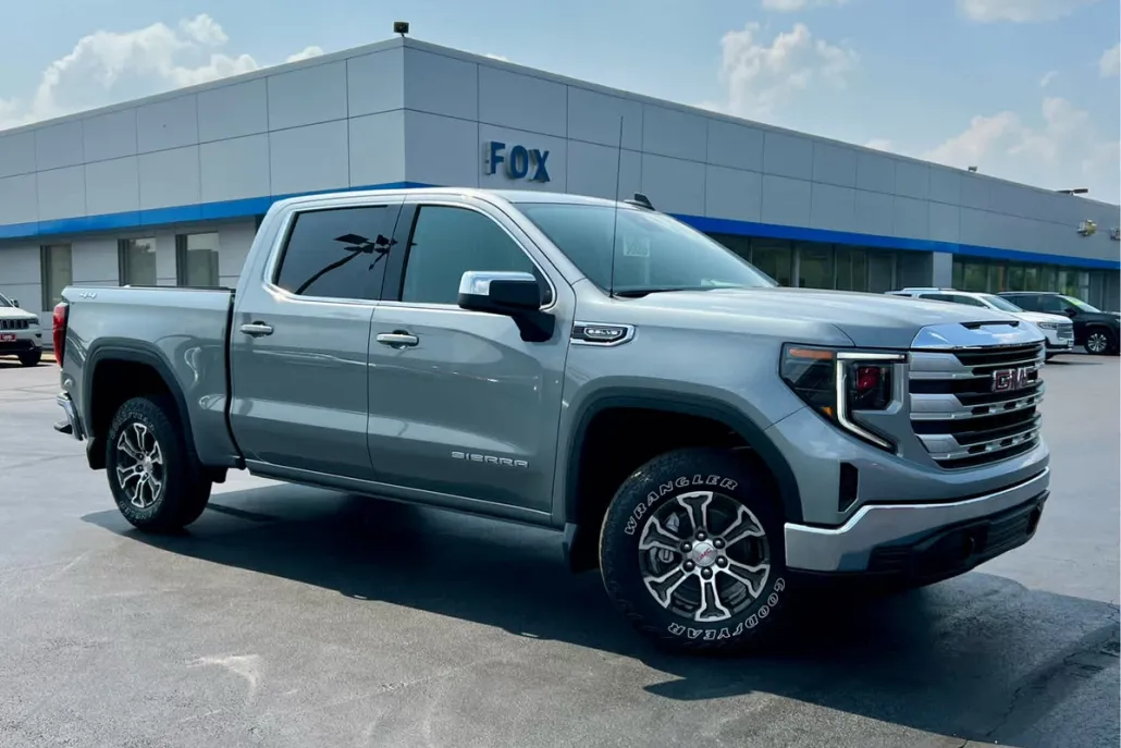 2026 Gmc Sierra 1500 SLE photo 1