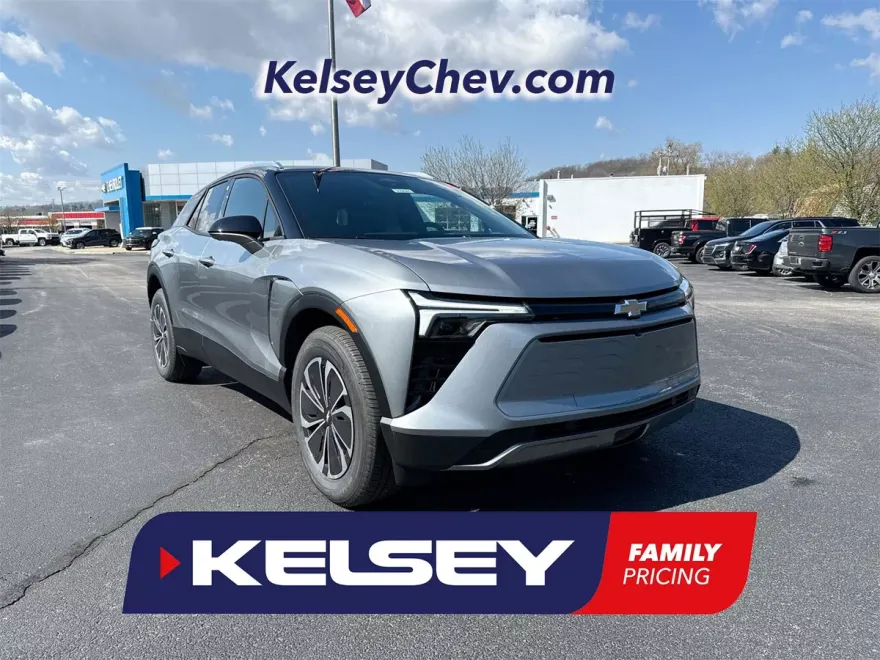 2025 Chevrolet Blazer EV photo 1