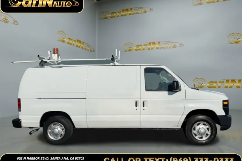 2013 Ford E-150 photo 1