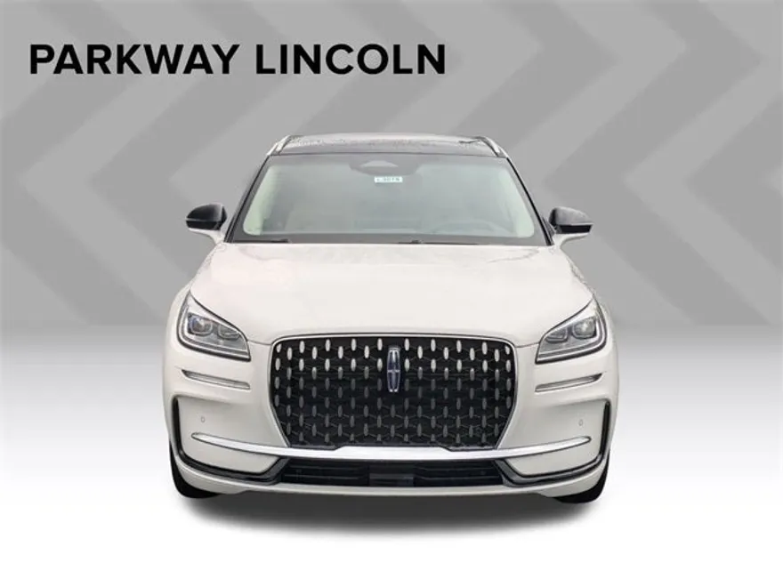 2024 Lincoln Corsair Grand Touring photo 1