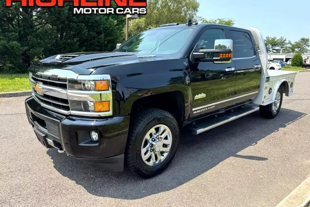 2018 Chevrolet Silverado 3500HD High Country photo 1