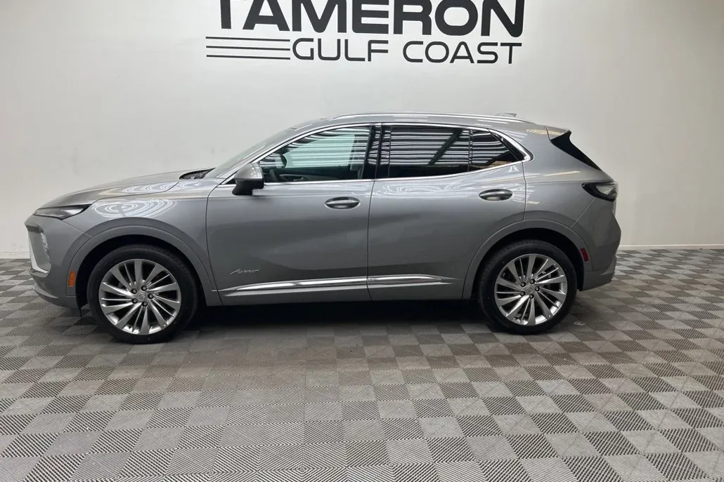 2025 Buick Envision Avenir photo 1