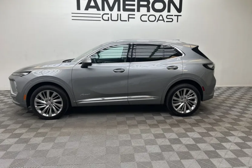 2025 Buick Envision Avenir photo 1