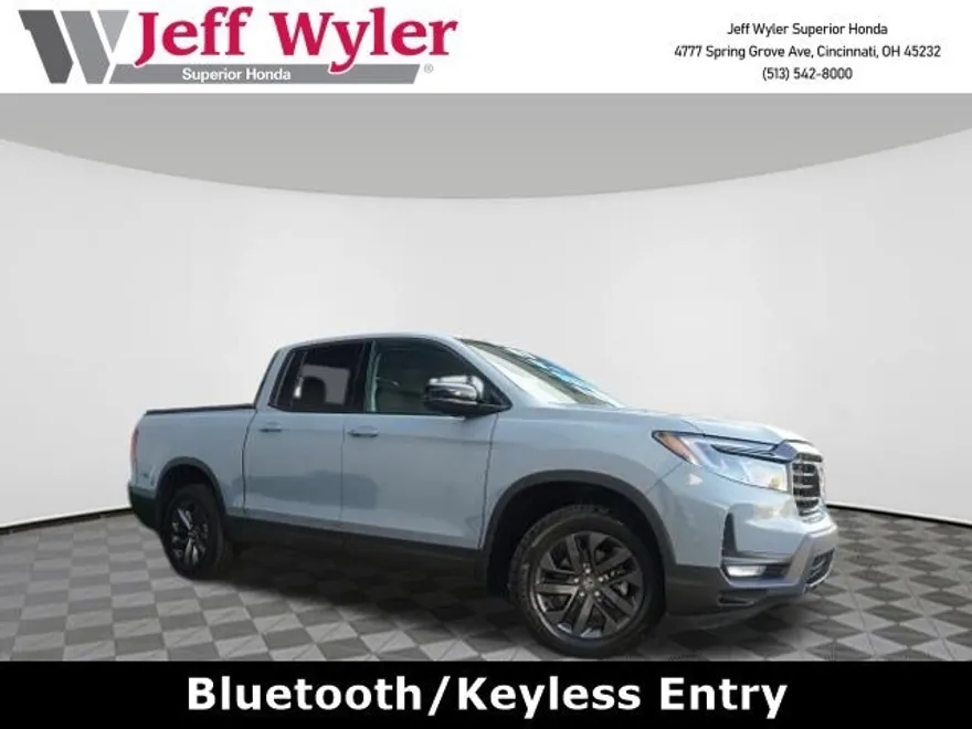 2023 Honda Ridgeline Sport photo 1