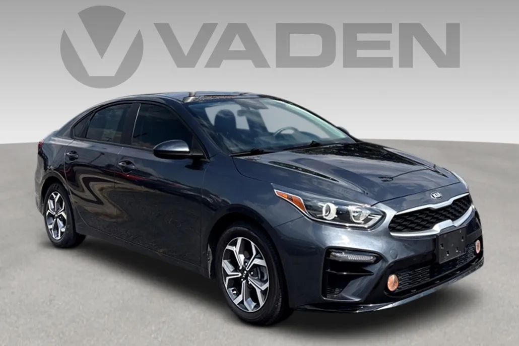 2020 Kia Forte LXS photo 1