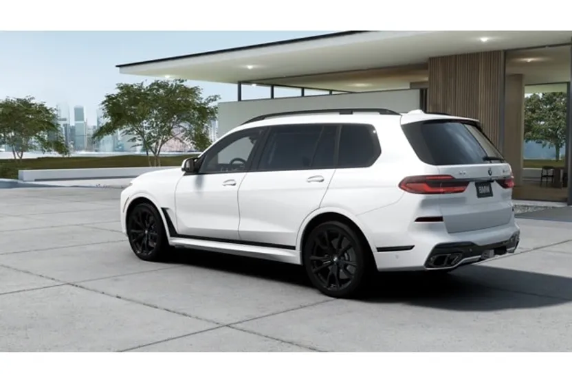 2026 Bmw X7 M60i photo 1