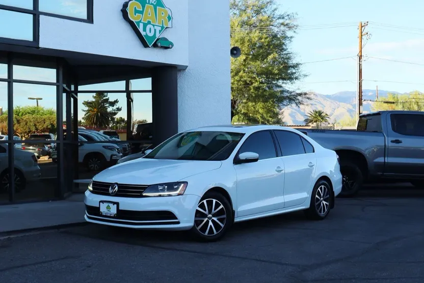2017 Volkswagen Jetta 1.4T SE photo 1