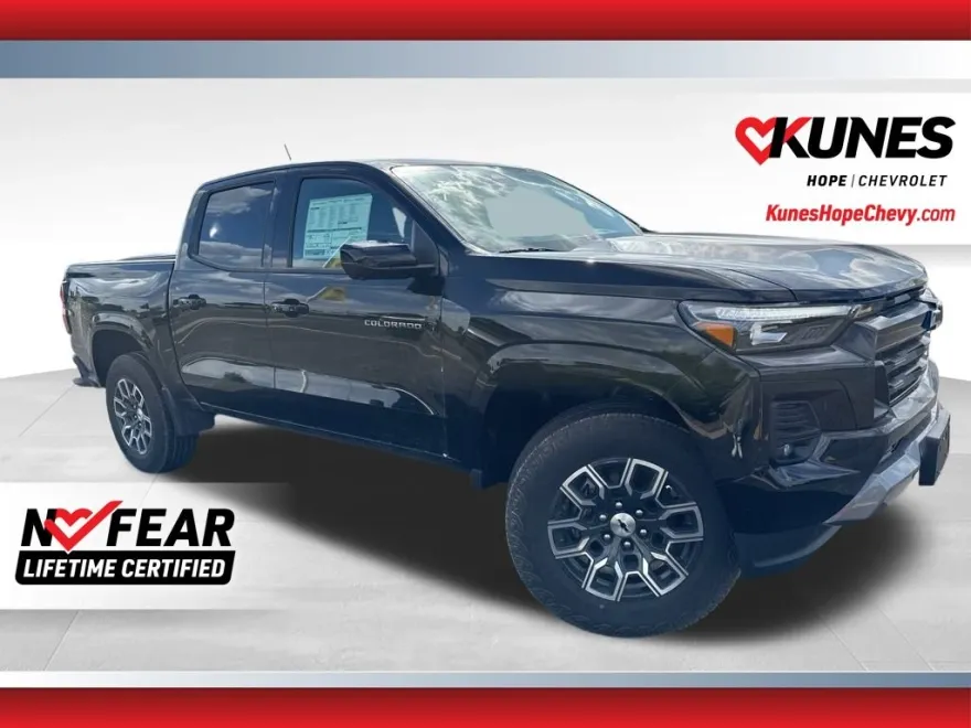 2026 Chevrolet Colorado Z71 photo 1