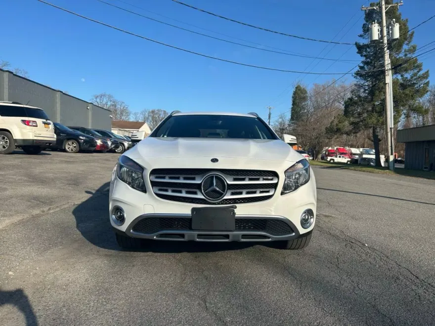 2019 Mercedes Benz GLA 250 4MATIC photo 1