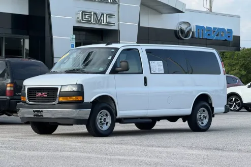 2024 Gmc Savana 2500 LT photo 3