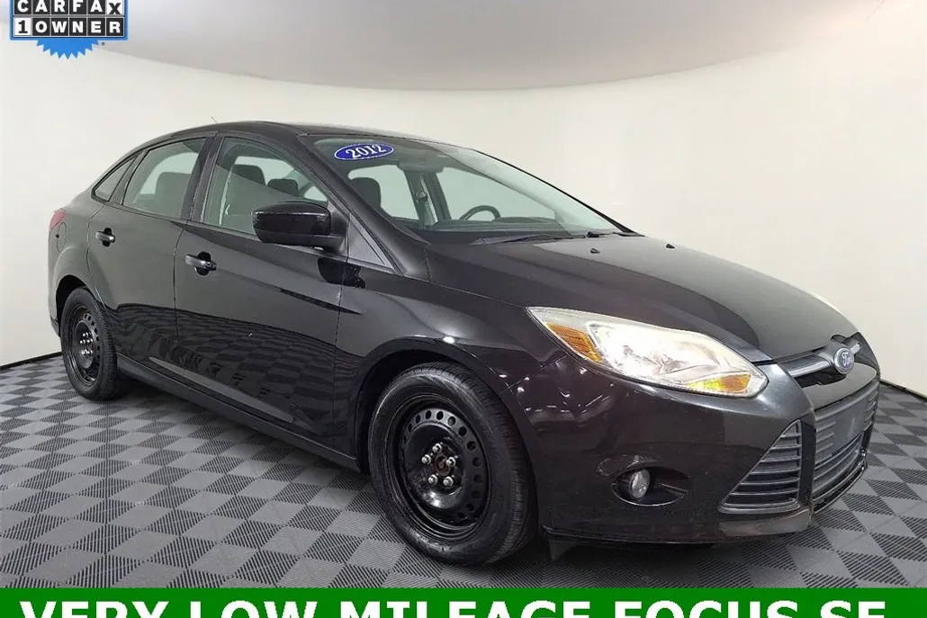2012 Ford Focus Sedan photo 1