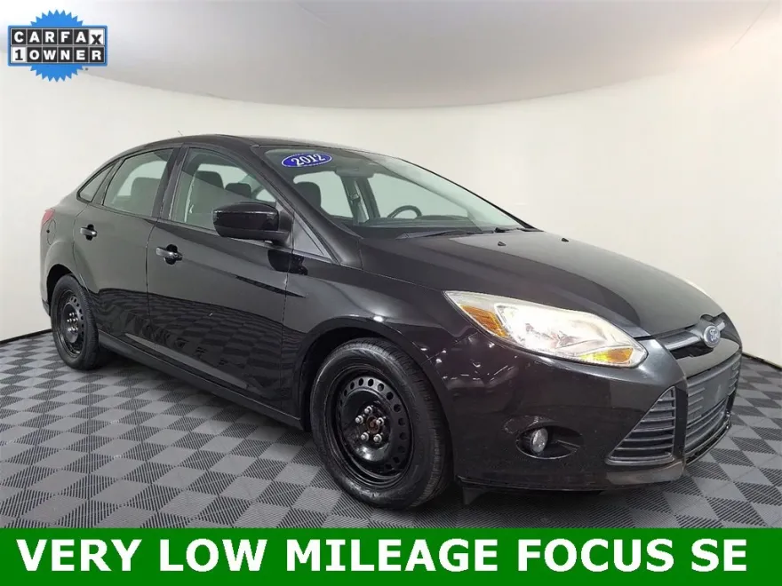2012 Ford Focus Sedan photo 1