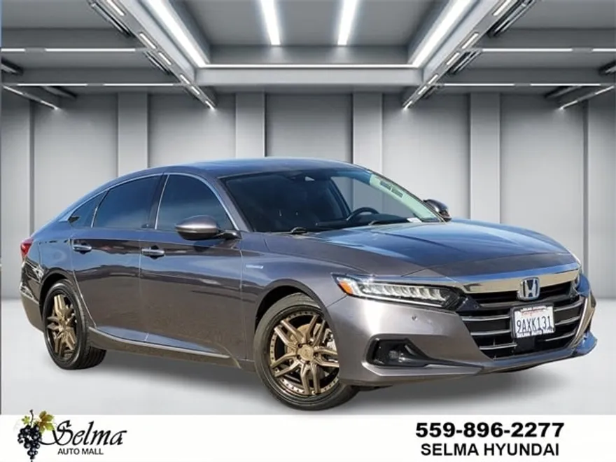 2022 Honda Accord Hybrid Touring photo 1