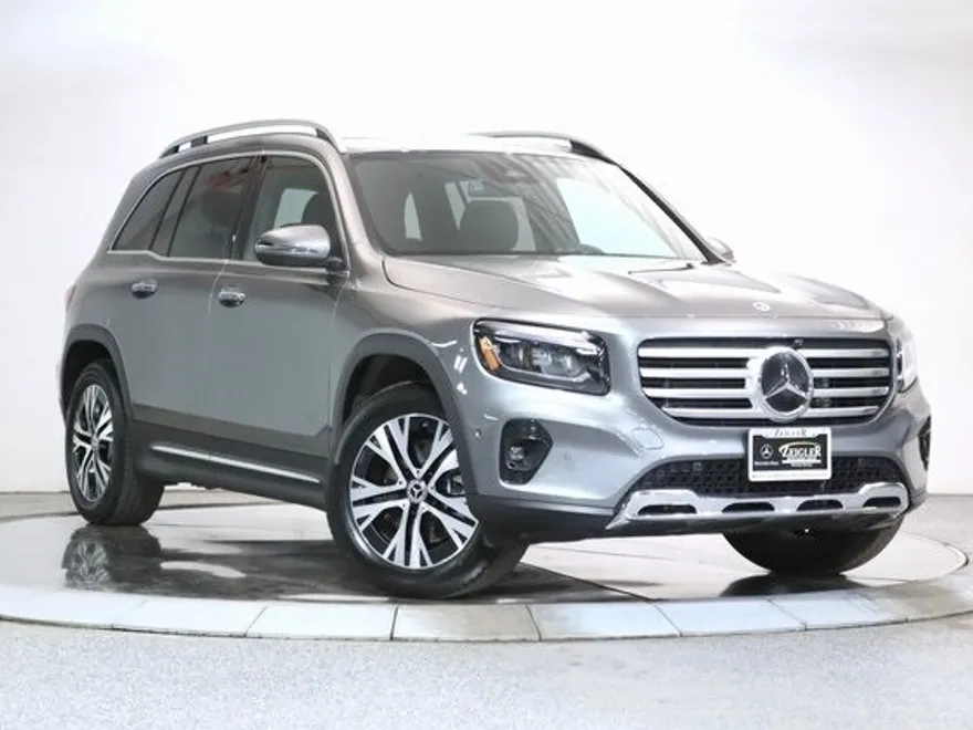 2025 Mercedes Benz GLB 250 4MATIC photo 1