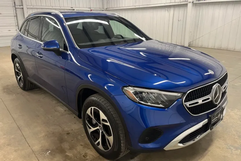 2025 Mercedes Benz GLC 350e 4MATIC photo 1