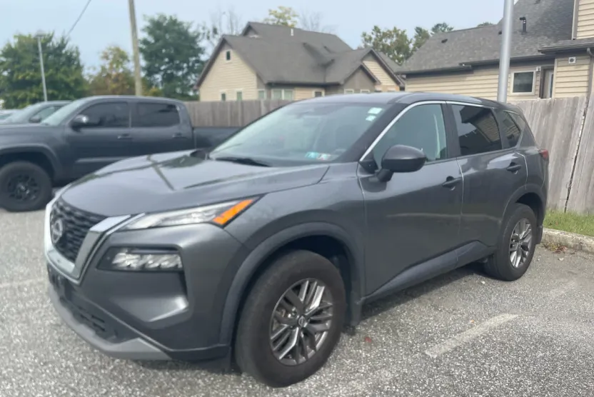 2023 Nissan Rogue S AWD photo 1