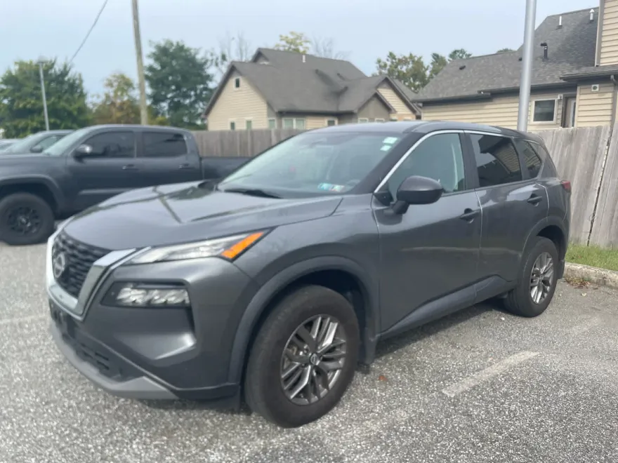 2023 Nissan Rogue S AWD photo 1
