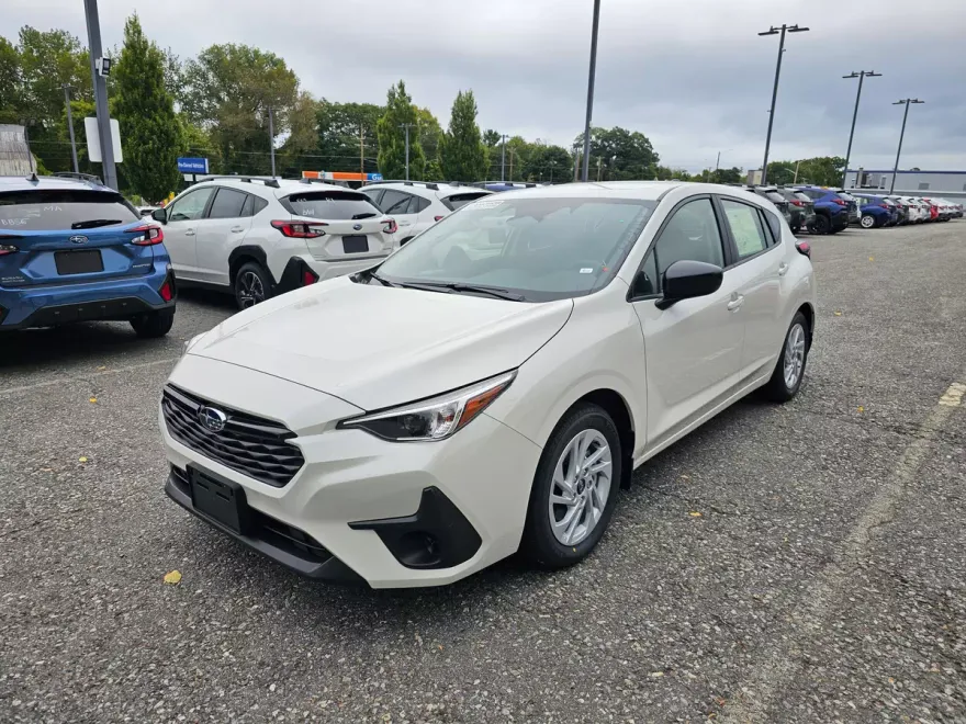 2024 Subaru Impreza Base photo 1