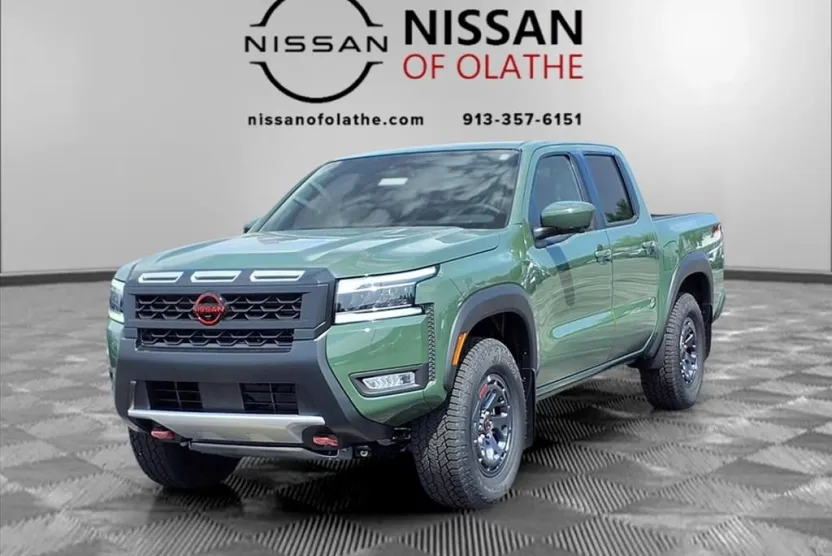2025 Nissan Frontier PRO-4X photo 1