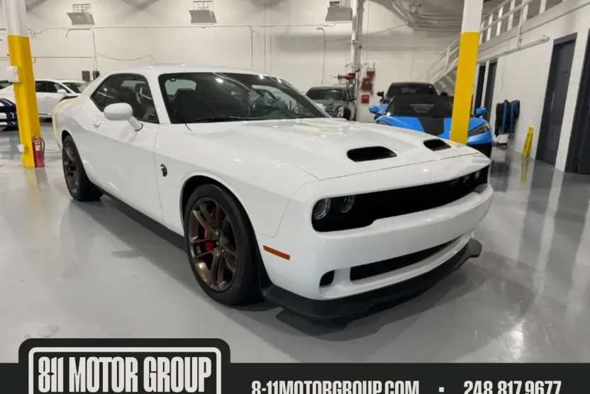 2023 Dodge Challenger SRT8 Hellcat photo 1
