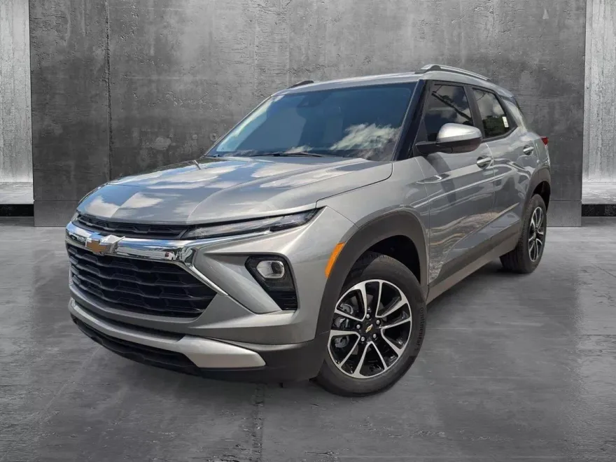 2026 Chevrolet Trailblazer LT photo 1