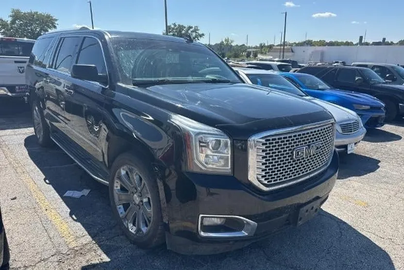 2016 Gmc Yukon XL Denali photo 1