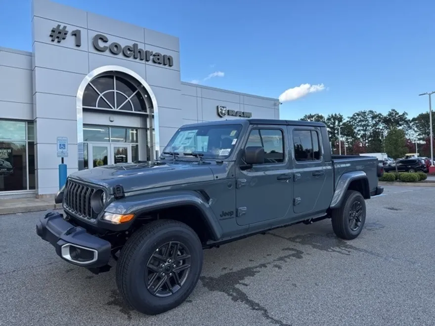 2025 Jeep Gladiator Sport S photo 1