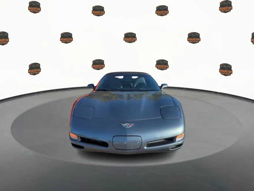 2003 Chevrolet Corvette photo 1